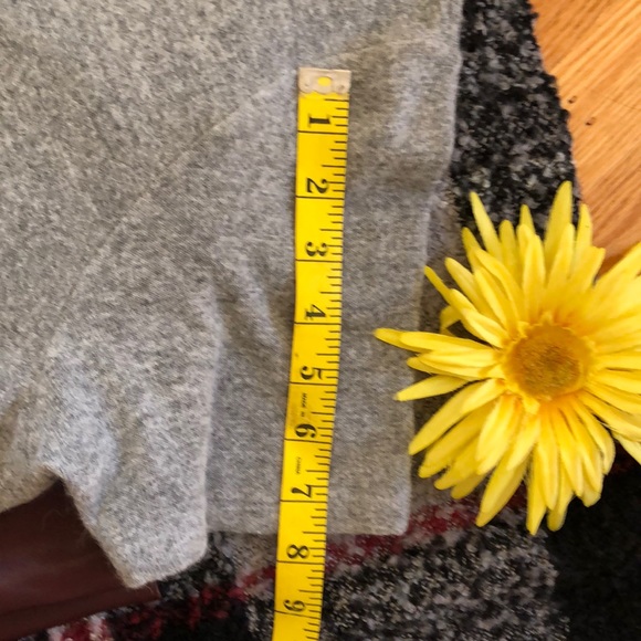 🌺 BAD LUCK NY; Wool Blend Gray Cropped Short-Sleeved Sweater Misses XL - NICE! - Picture 6 of 8